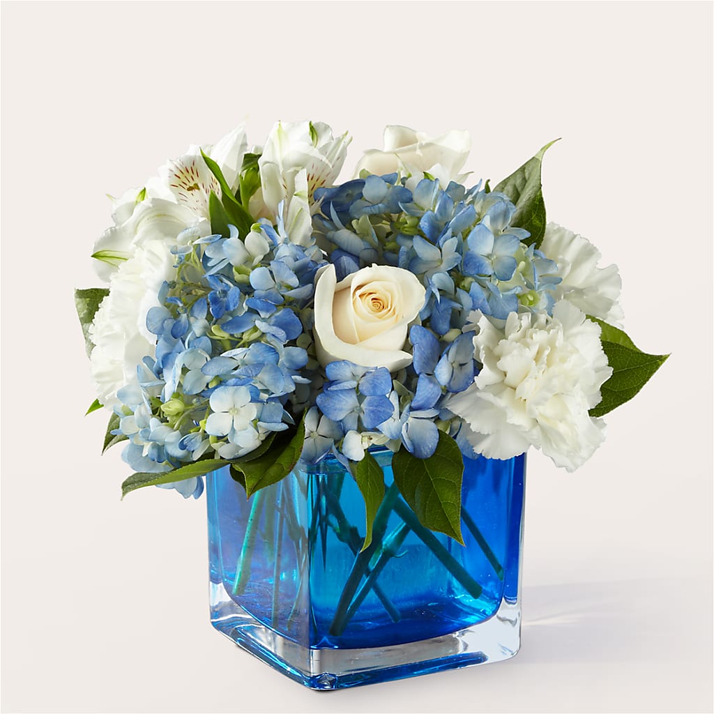 Soothing Waters Bouquet – Sayla Flowers, Los Angeles CA