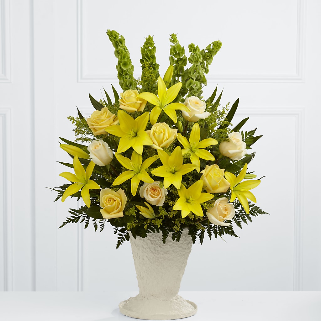 Golden Memories Arrangement – Sayla Flowers, Los Angeles CA