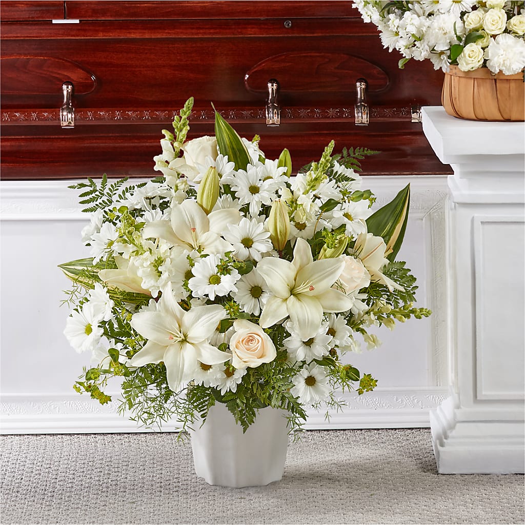 Thoughts of Tranquility Floor Basket – Sayla Flowers, Los Angeles CA