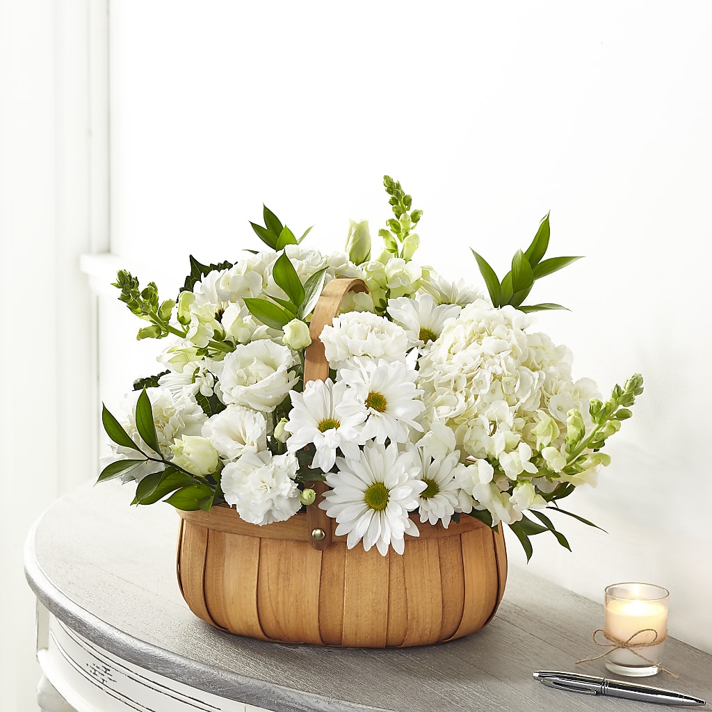 Pure Ivory Basket – Sayla Flowers, Los Angeles CA