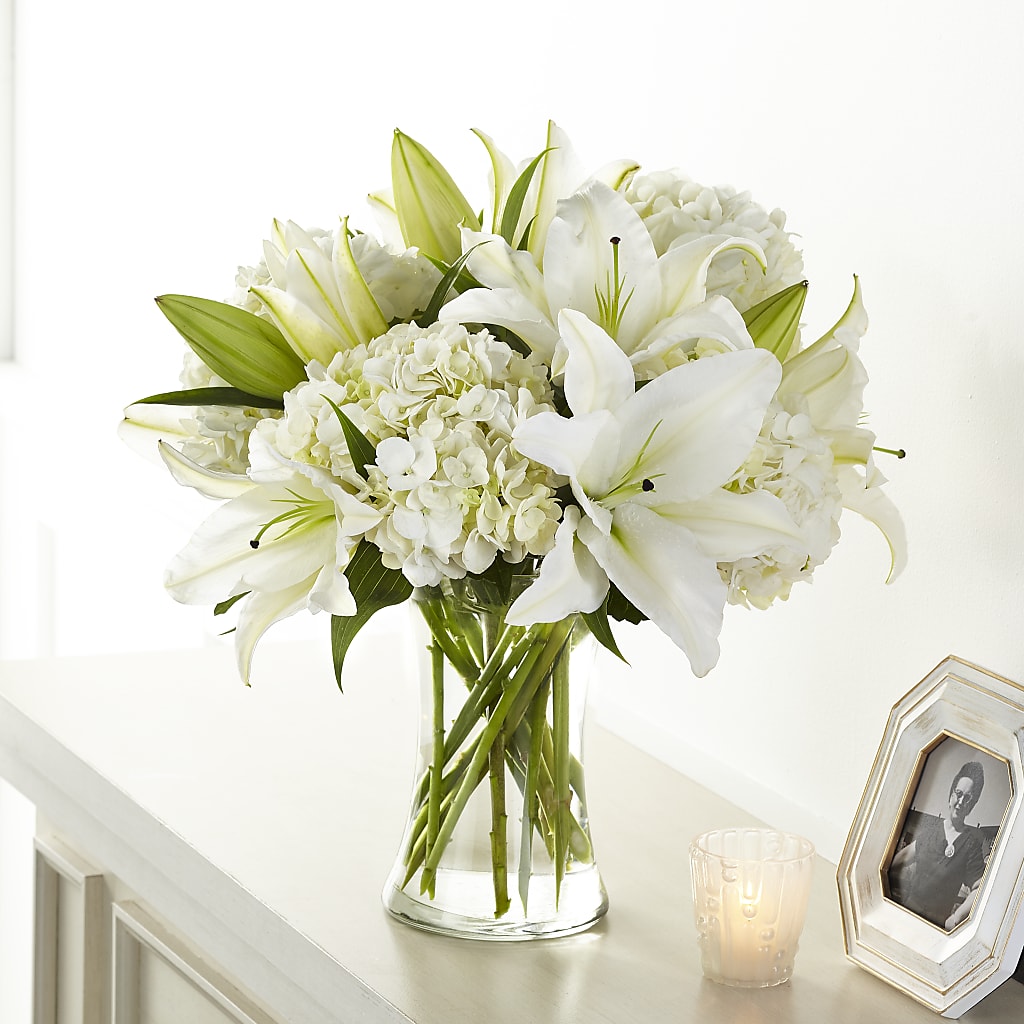 Compassionate Lily Bouquet – Sayla Flowers, Los Angeles CA