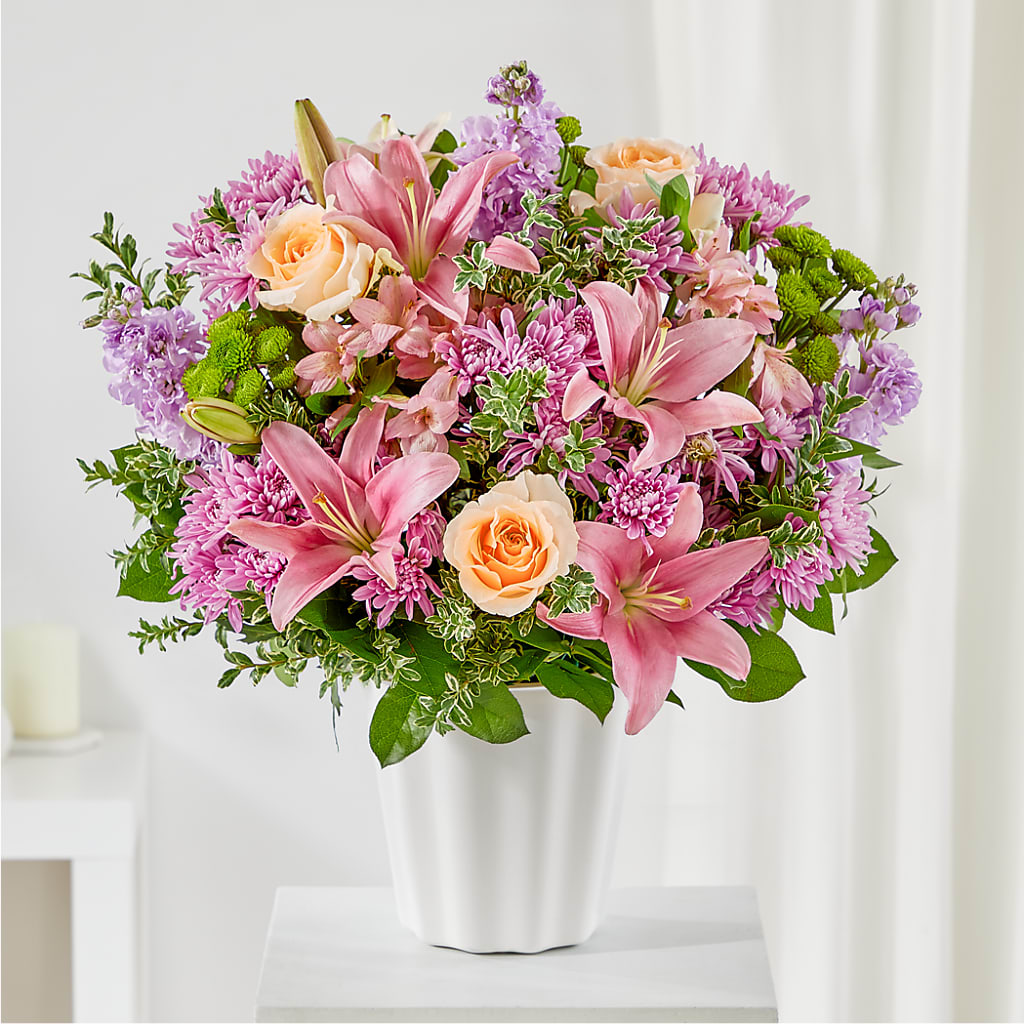 Supportive Embrace Tabletop Basket – Sayla Flowers, Los Angeles CA