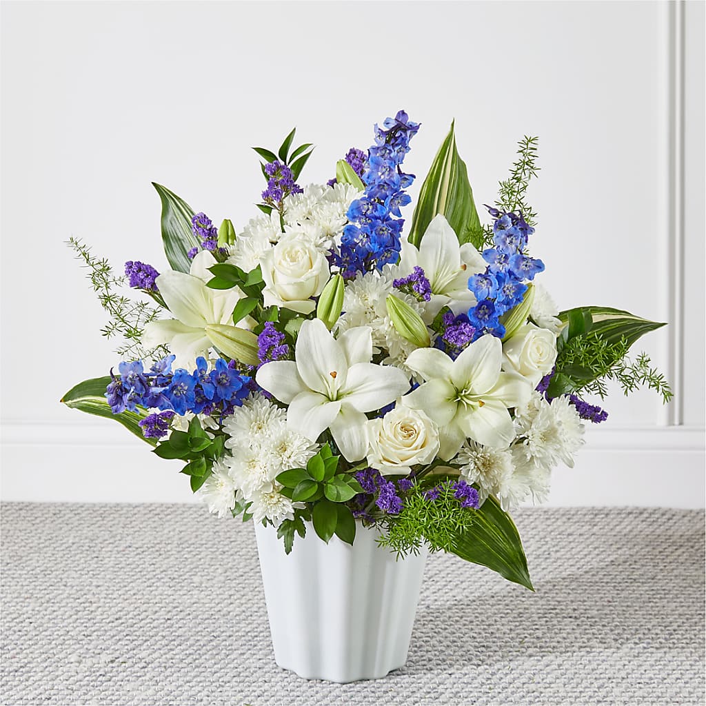 Take Comfort Floor Basket – Sayla Flowers, Los Angeles CA