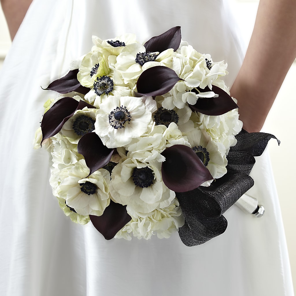 To Have and To Hold Bouquet – Sayla Flowers, Los Angeles CA