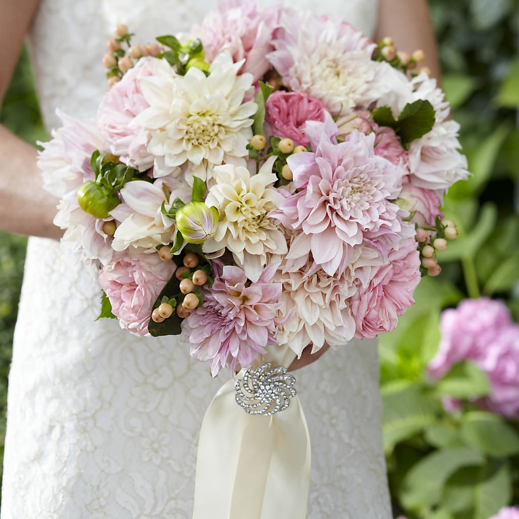 Heart's Promise Bouquet – Sayla Flowers, Los Angeles CA