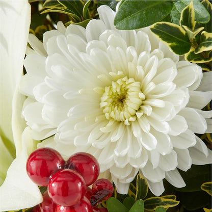 Festive Moments Tree –  Sayla Flowers, Los Angeles CA