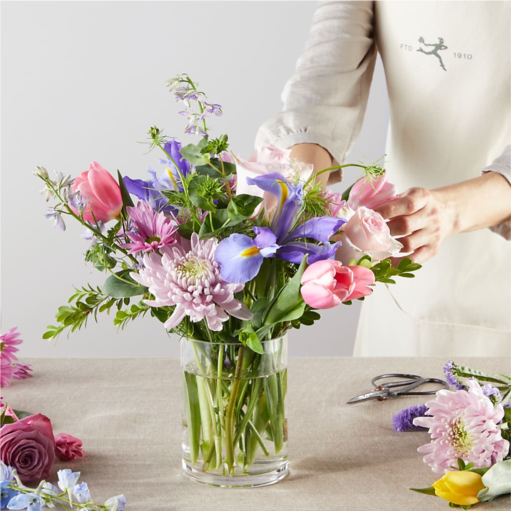 Pastel Tradition - A Florist Original –  Sayla Flowers, Los Angeles CA