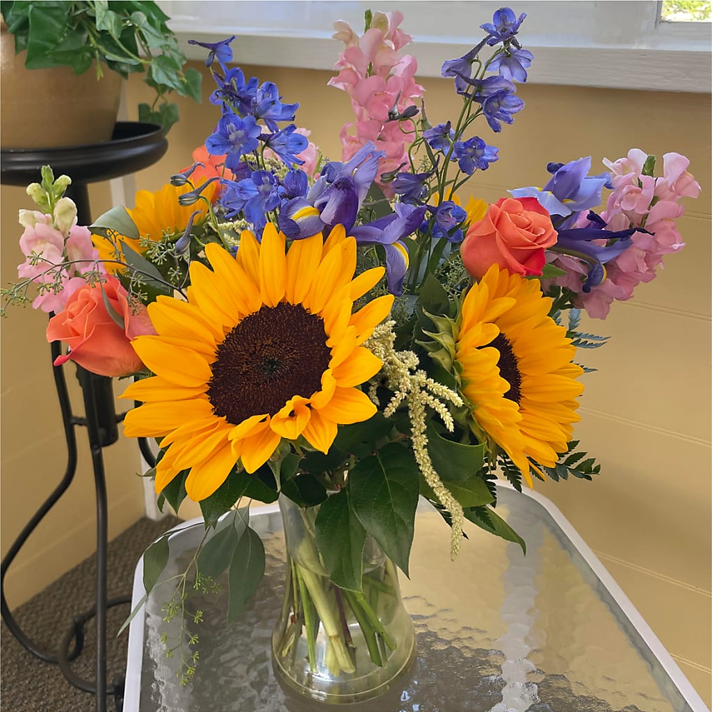 Rays of Life Bouquet –  Sayla Flowers, Los Angeles CA