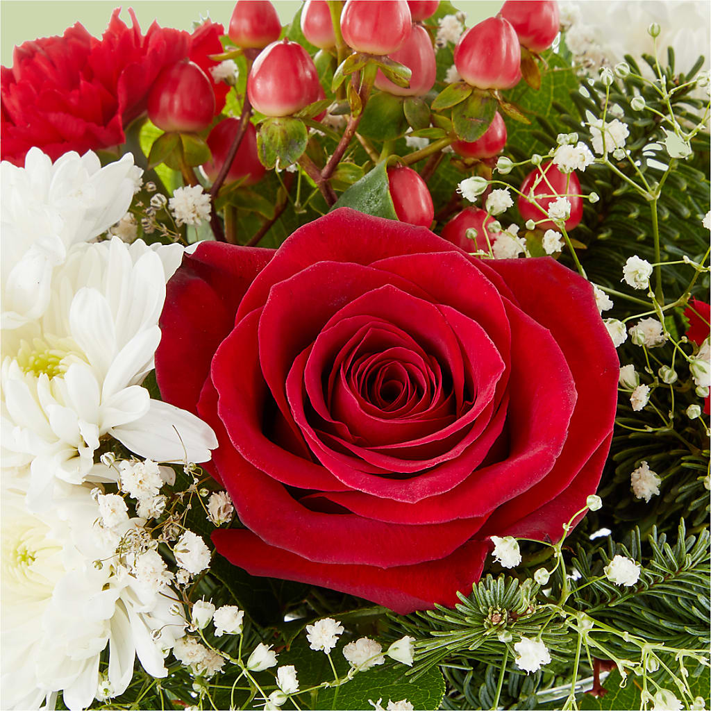 Chance of Flurries Bouquet –  Sayla Flowers, Los Angeles CA