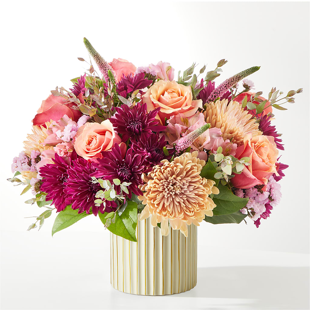 Berry Cobbler Bouquet with Ivory Vase –  Sayla Flowers, Los Angeles CA