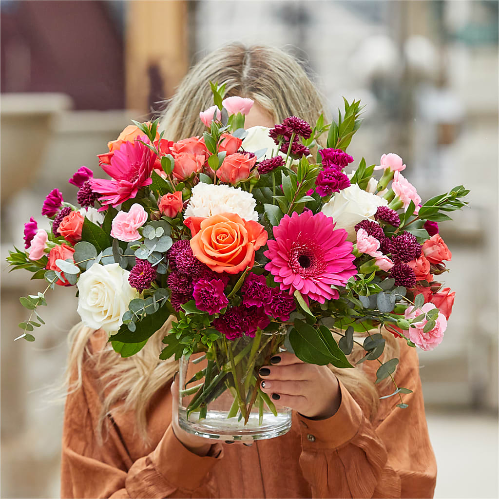 Smell the Roses Bouquet –  Sayla Flowers, Los Angeles CA