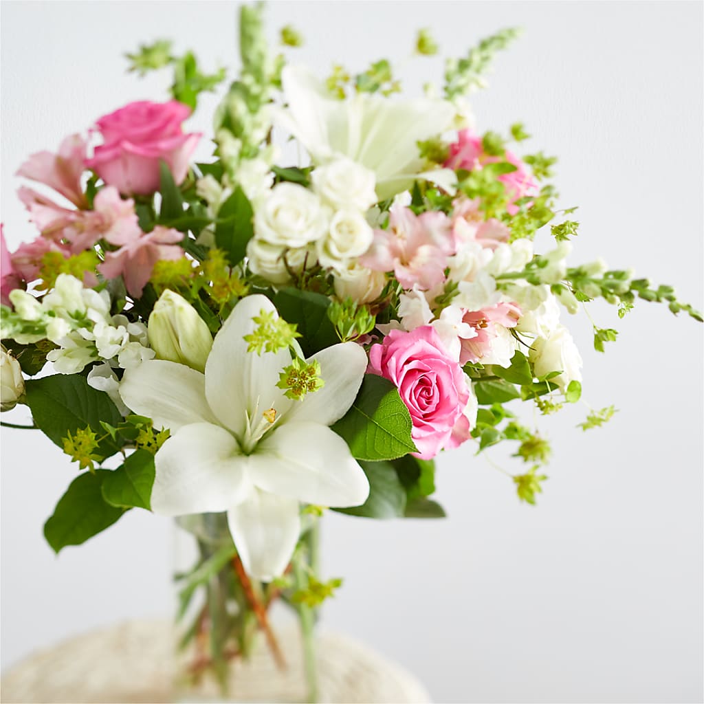 Fondly Bouquet –  Sayla Flowers, Los Angeles CA