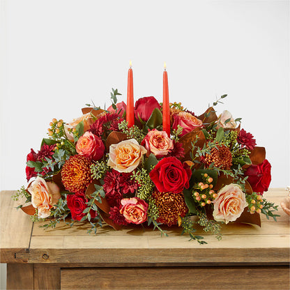 Gather Near Centerpiece –  Sayla Flowers, Los Angeles CA