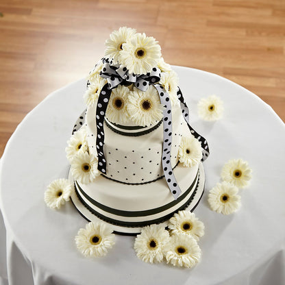 Simple Sophistication Cake Décor –  Sayla Flowers, Los Angeles CA